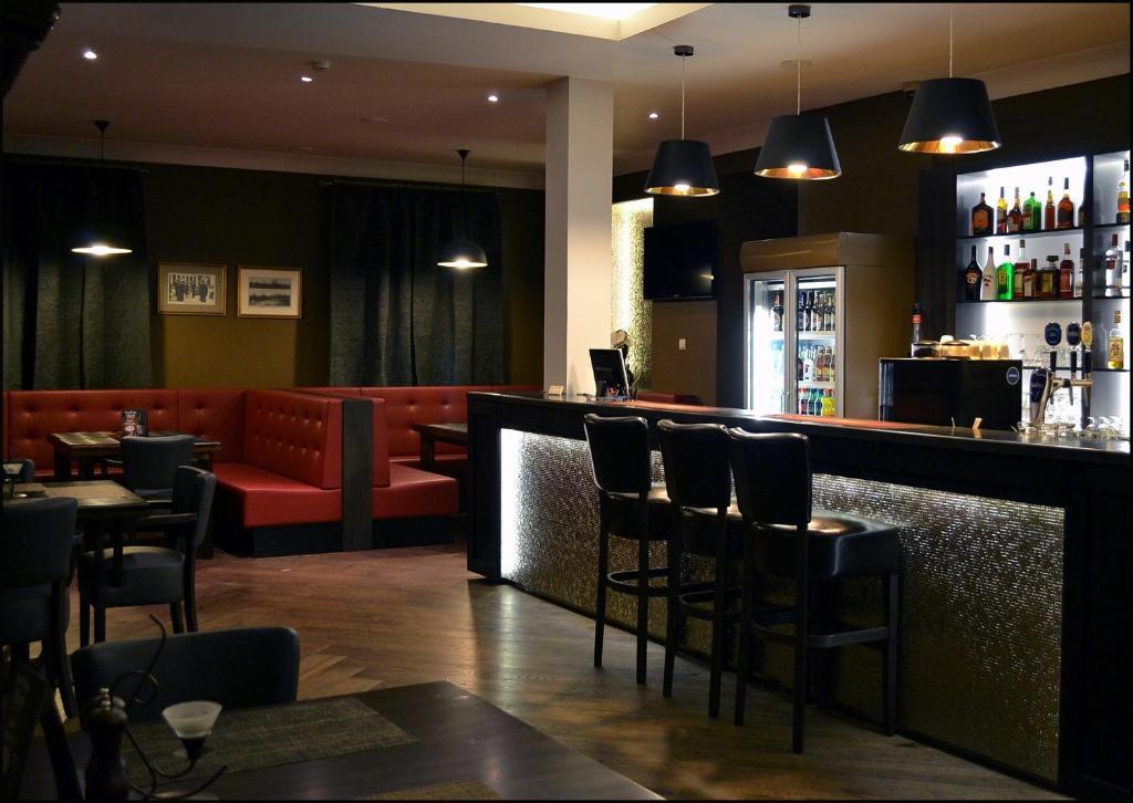 Hotell Wesenbergh Rakvere Buitenkant foto