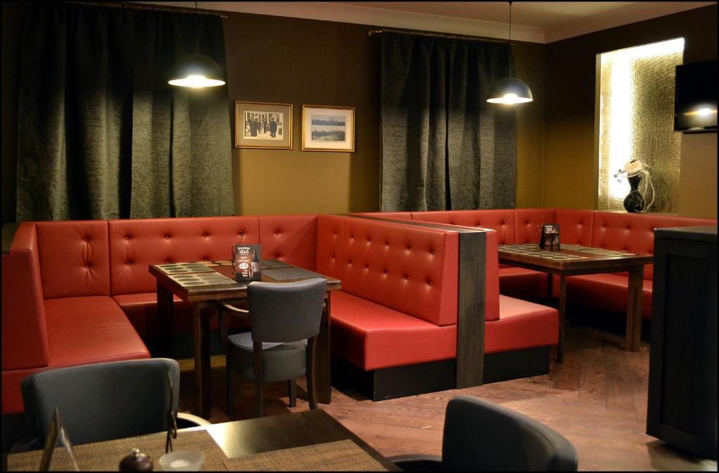 Hotell Wesenbergh Rakvere Buitenkant foto
