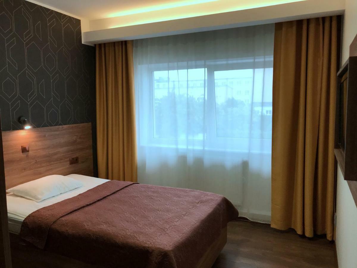 Hotell Wesenbergh Rakvere Buitenkant foto